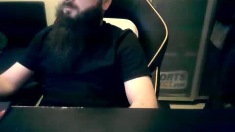 london_man1988 online show from 7, 1, 2025