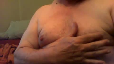 Snapshot of londonjames2 chatting on 2, 7, 2026 James online show from 2, 7, 2026