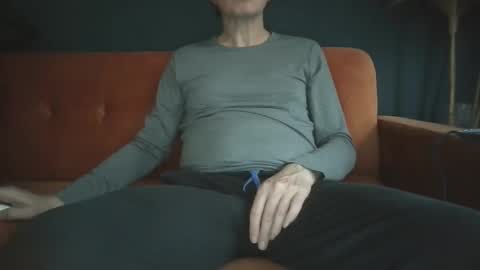 longwet1 online show from 1, 12, 2025