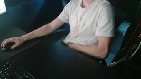 Loofy Art online show from 1, 11, 2025