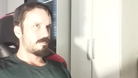 Lucas online show from 19, 2, 2025