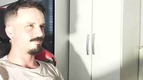 Lucas online show from 26, 2, 2025