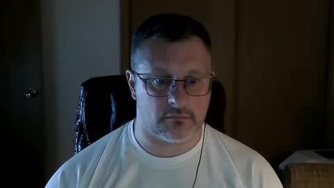 Snapshot of lookin75 chatting on 16, 9, 2025 lookin75 online show from 16, 9, 2025