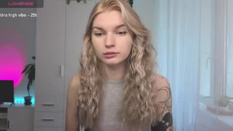 Snapshot of lookluna chatting on 18, 5, 2026 Luna online show from 18, 5, 2026
