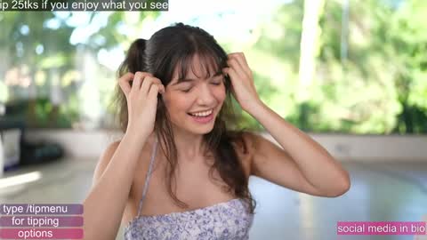 Snapshot of loollypop24 chatting on 12, 1, 2026 Chaturbatexxjessica online show from 12, 1, 2026