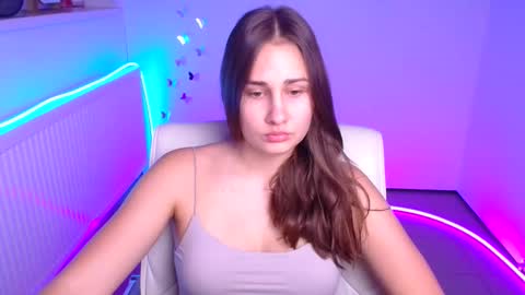 Snapshot of lora_kisses chatting on 15, 10, 2025 Lora online show from 15, 10, 2025