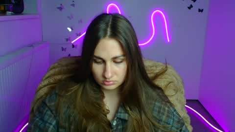 Lora online show from 19, 5, 2026