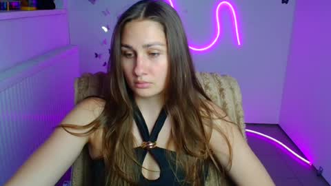 Lora online show from 25, 6, 2026