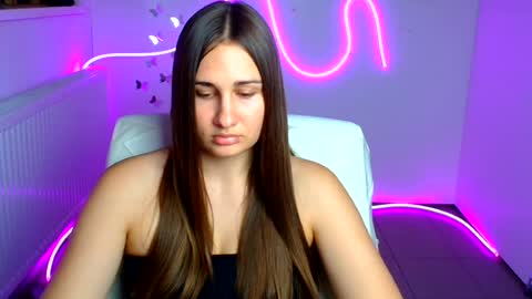 Lora online show from 17, 7, 2026