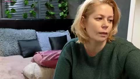 Lora online show from 1, 3, 2025