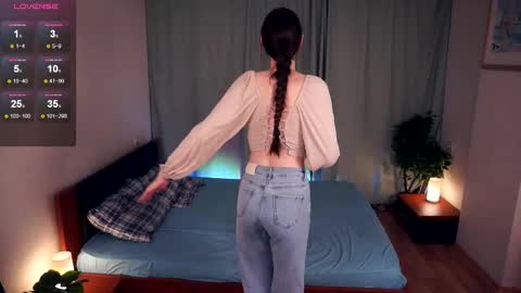 Lora online show from 16, 2, 2025