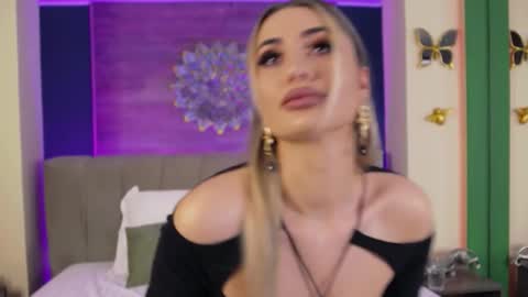 Lora online show from 30, 11, 2025