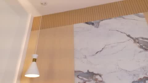 Loraine Rios online show from 12, 4, 2026