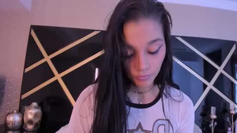 loraineblake online show from 28, 11, 2025