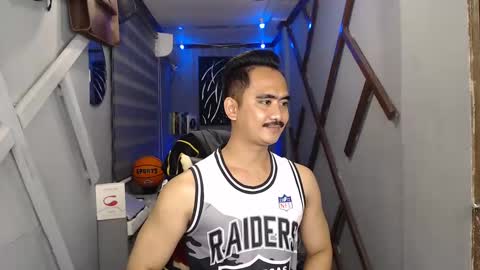 Macky online show from 19, 2, 2025