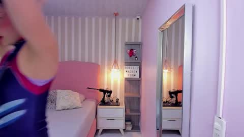 lorelaigiven online show from 7, 11, 2025