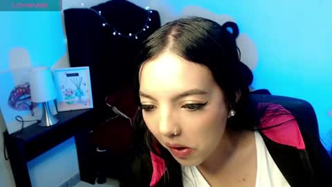 Loren online show from 9, 7, 2026