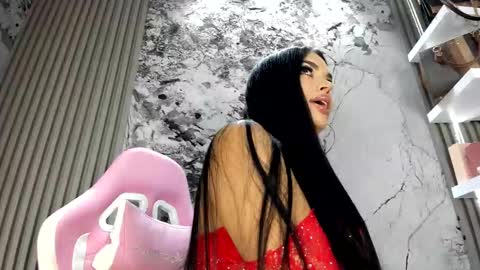 Snapshot of loren_baker chatting on 25, 2, 2026 Doll Queen online show from 25, 2, 2026