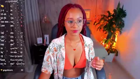 Snapshot of lorena_vieira_ chatting on 8, 12, 2024 Lorena Vieira online show from 8, 12, 2024