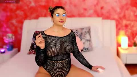 lorenafire online show from 23, 2, 2026