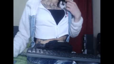 lorenitha online show from 17, 7, 2026