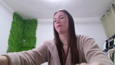 Amelia online show from 21, 2, 2025