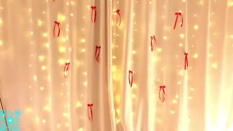 Chloe for Fan BlackHole online show from 9, 3, 2026