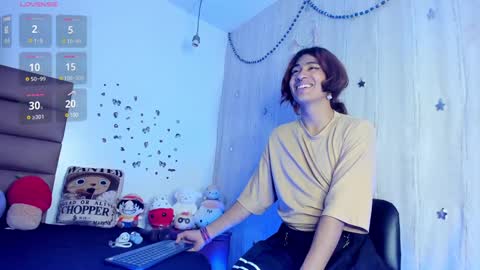 LorettMatthew online show from 8, 1, 2025