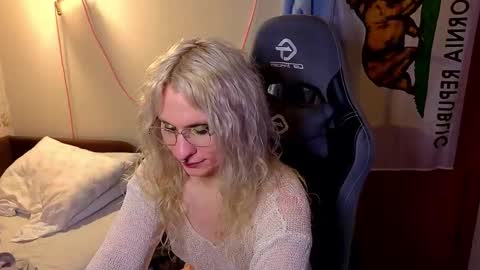 Lori -----------------------------------    online show from 26, 3, 2026