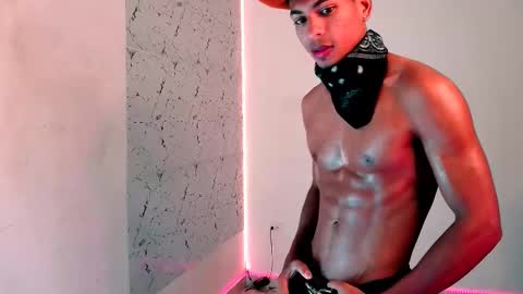 Lorian Vikel  online show from 23, 9, 2025