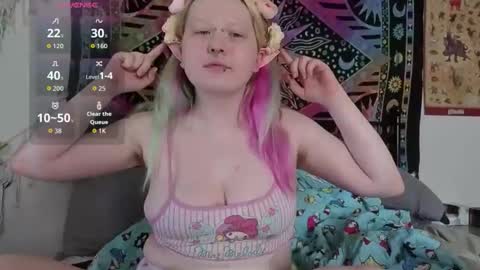 Lori Critter online show from 7, 5, 2026