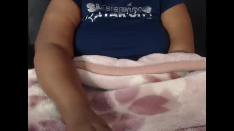 ebonythickbigass online show from 11, 5, 2026
