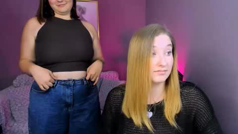 Lora for u online show from 15, 9, 2025