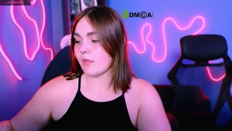 Lora for u online show from 22, 9, 2025