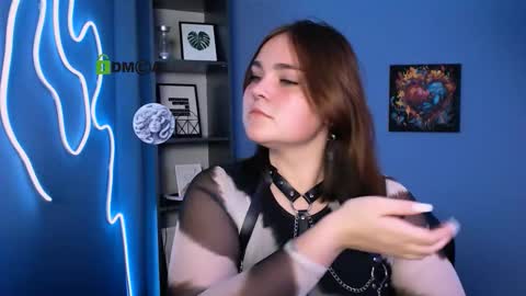 Lora for u online show from 7, 10, 2025