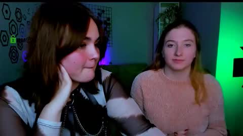 Lora for u online show from 12, 10, 2025