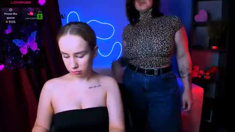 Lora for u online show from 24, 10, 2025