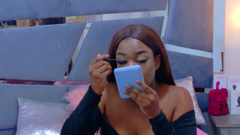 lorraine_johnson online show from 17, 4, 2026