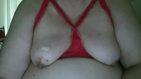 Snapshot of lory_99 chatting on 1, 2, 2025 Lory online show from 1, 2, 2025