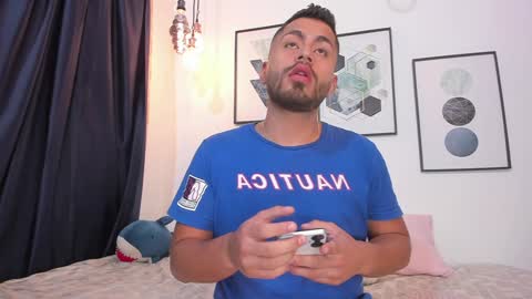 Snapshot of los_juanes chatting on 25, 12, 2024 JUAN  JUAN online show from 25, 12, 2024