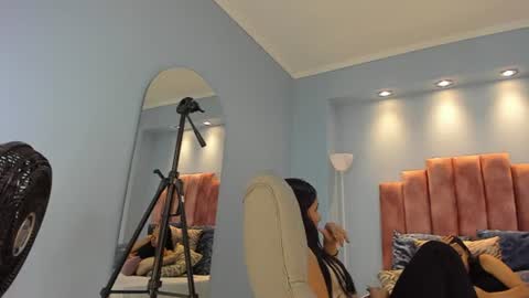 Snapshot of lou_rosse chatting on 26, 6, 2026 Lou Rosse online show from 26, 6, 2026