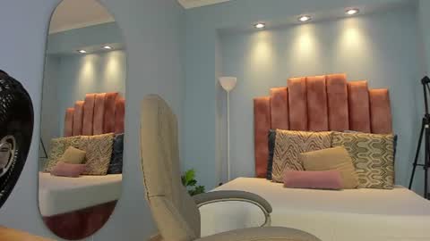 Snapshot of lou_rosse chatting on 30, 7, 2026 Lou Rosse online show from 30, 7, 2026