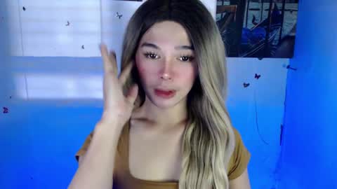 louilalicious online show from 17, 2, 2025