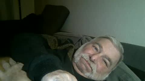 Snapshot of louis_chokdee chatting on 22, 12, 2024 louis_chokdee online show from 22, 12, 2024