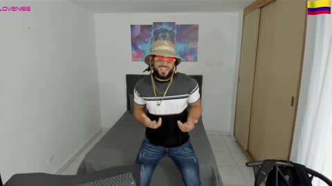 louis_marley_ online show from 30, 12, 2024