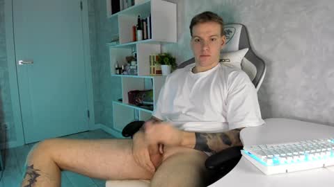 Louis  online show from 7, 1, 2025