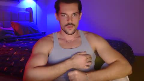 Snapshot of louisvalmer chatting on 7, 11, 2025 Louis Valmer online show from 7, 11, 2025