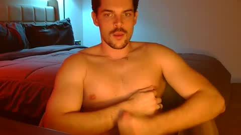 Snapshot of louisvalmer chatting on 3, 2, 2026 Louis Valmer online show from 3, 2, 2026