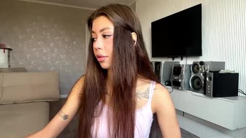 Snapshot of louiswawrzyniak chatting on 24, 5, 2026 Flora online show from 24, 5, 2026