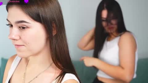 Snapshot of louriezita chatting on 10, 9, 2025 Brook and Del online show from 10, 9, 2025